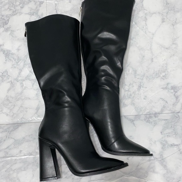 Princess Polly Keeley Boots Matte Black - Picture 2 of 5